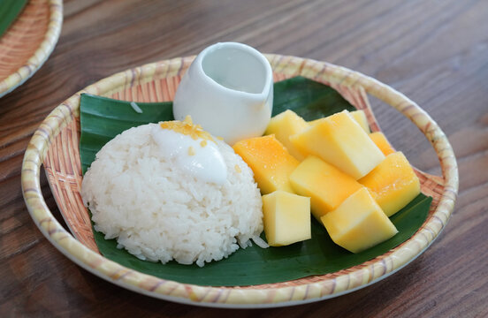 泰式糯米椰奶芒果饭