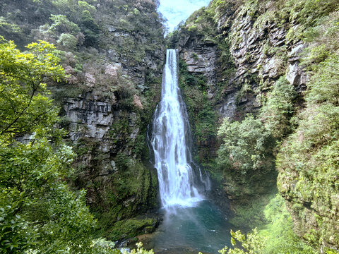 井冈山龙潭瀑布