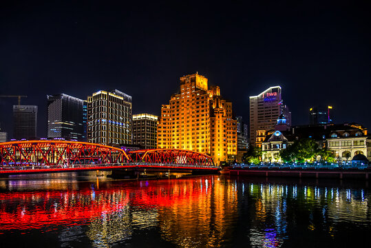 外白渡桥夜景