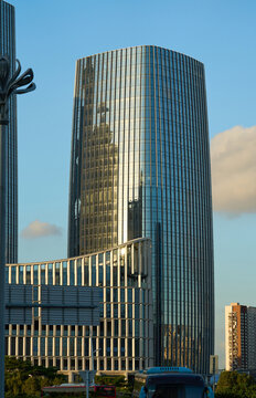 现代都市大厦