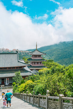 大华兴寺归一阁无量云梯