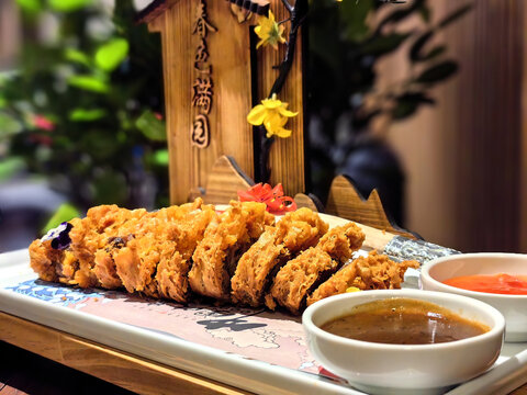 蜂窝脆皮牛肋骨