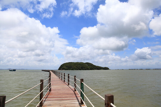 海边栈道