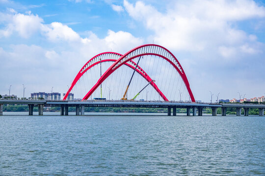 南昌艾溪湖大桥