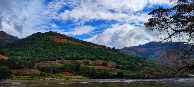 山河自然风景