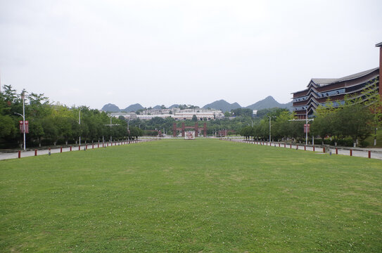 贵州大学西校区