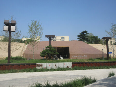 郑州古城墙遗址博物馆