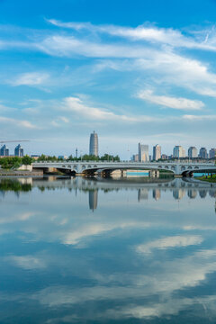 河南郑州绿地中心千玺广场