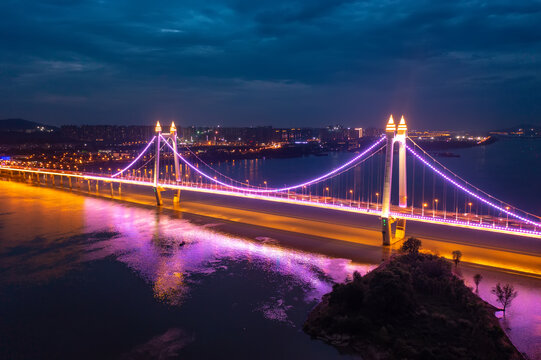 航拍湖南长沙三汊矶大桥夜景