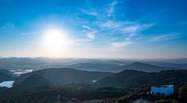 湖南长沙莲花山日出景观