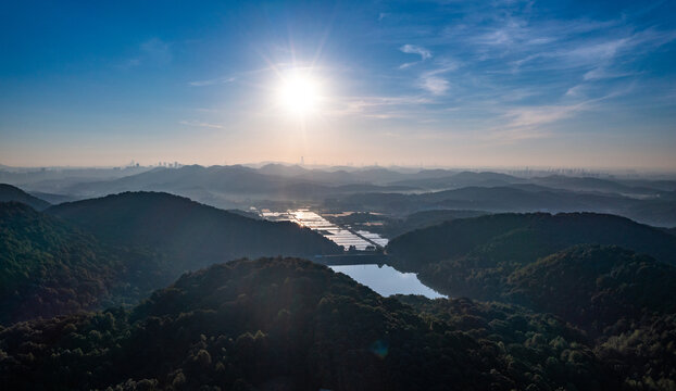 湖南长沙莲花山日出景观