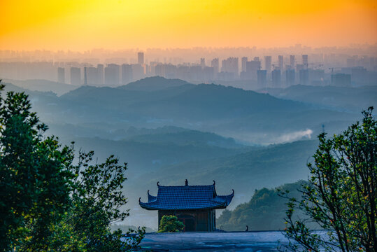 湖南长沙莲花山日出景观