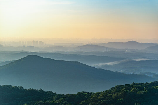 湖南长沙莲花山日出景观