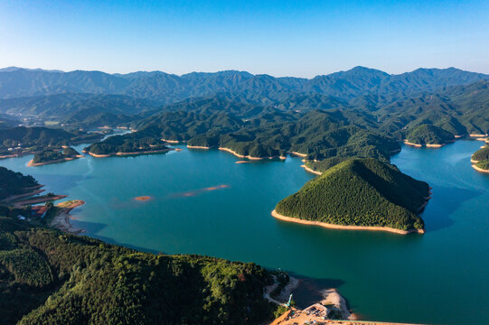 航拍湖南衡阳常宁市常宁天湖