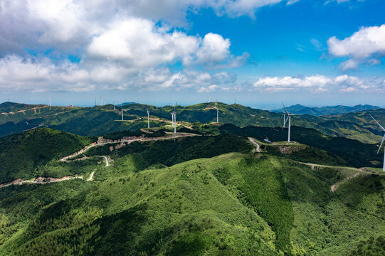 航拍湖南郴州仰天湖大草原