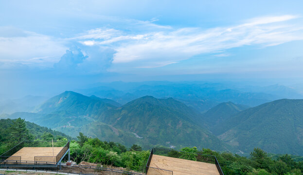 山顶观景平台