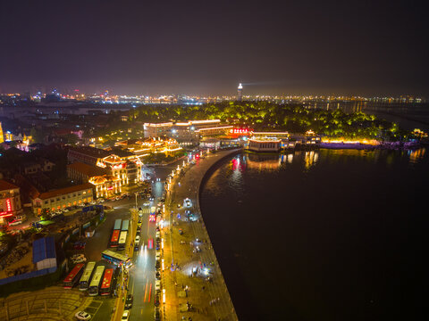 航拍烟台滨海广场夜景