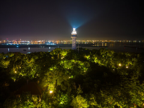 航拍烟台滨海广场夜景