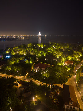 航拍烟台滨海广场夜景