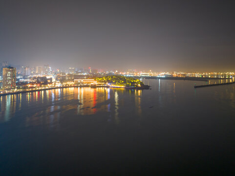 航拍烟台滨海广场夜景