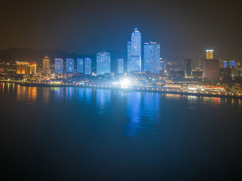 航拍烟台滨海广场夜景