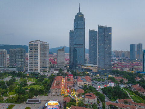 航拍烟台滨海广场夜景