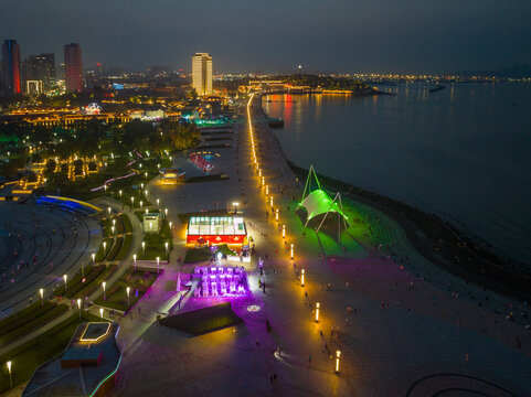 航拍烟台滨海广场夜景