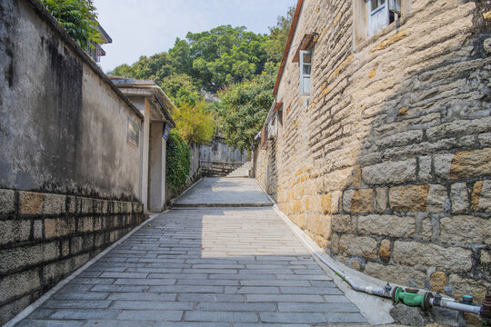 鼓浪屿鸡山路石砖路与石砖房