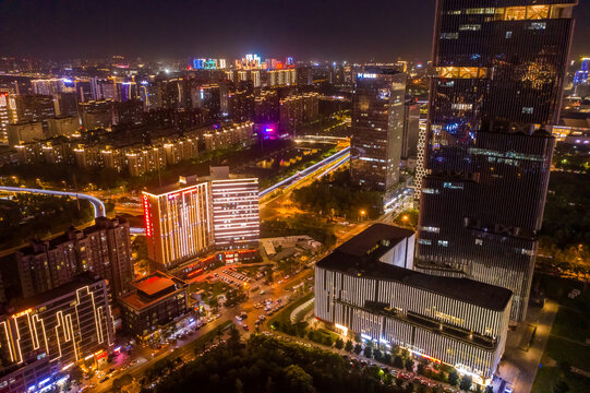 航拍郑州绿地双子塔天际线夜景