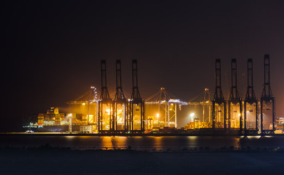 深圳盐田港夜景