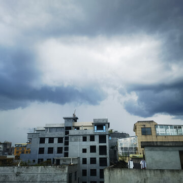 雨前的天空