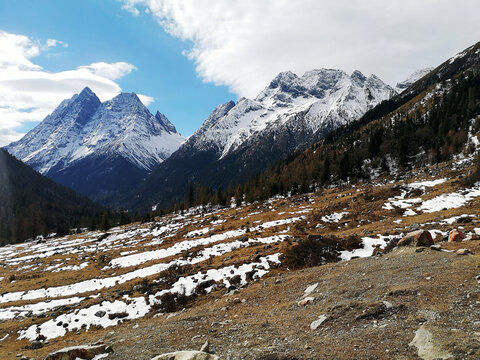 雪山