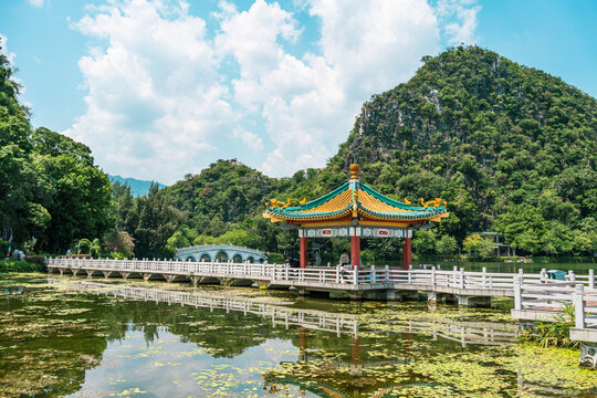 湖光山色水光倒影五龙亭