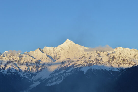 梅里雪山