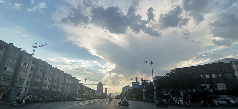 宁夏银川城市傍晚天空云彩