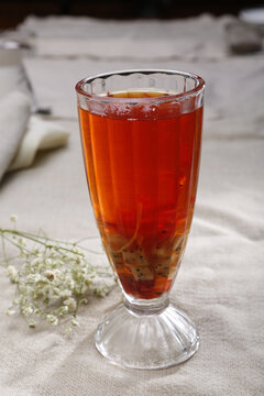 巴西莓石榴香草红茶