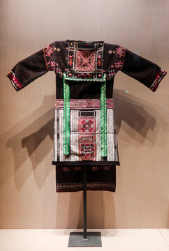 贵州少数民族瑶族传统服饰