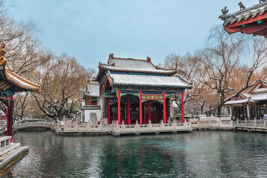 山东济南趵突泉雪景