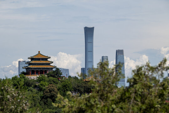 北京中国尊景山古今建筑对比