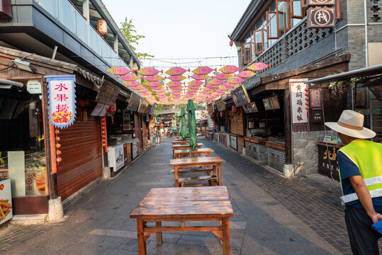 日照东夷小镇美食街