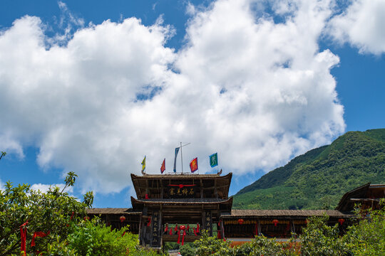 北川石椅羌寨