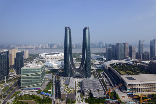 杭州奥体中心航拍城市风光