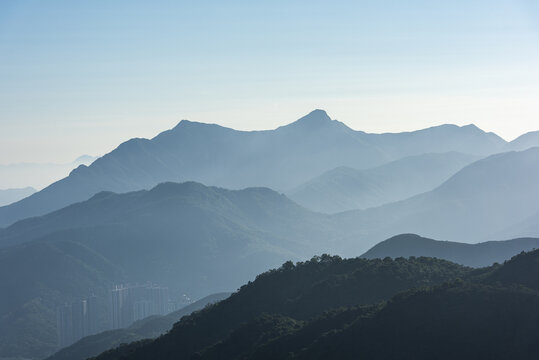 香港马鞍山郊野公园和昂平山