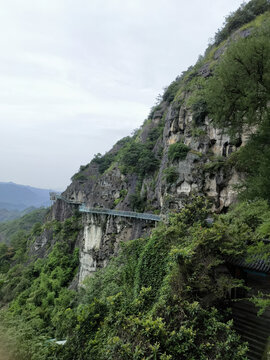 悬山栈道