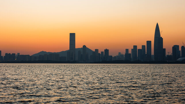 深圳湾海滨日落城市风光