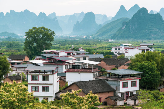 阳朔山村民居