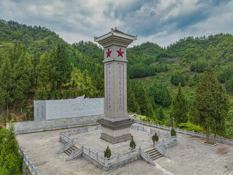 甘溪战役烈士纪念碑