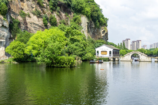 中国绍兴东湖景区