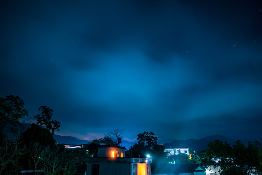 小村庄的星空