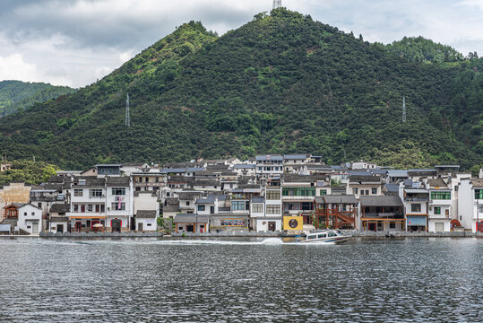 新安江山水画廊民居风光